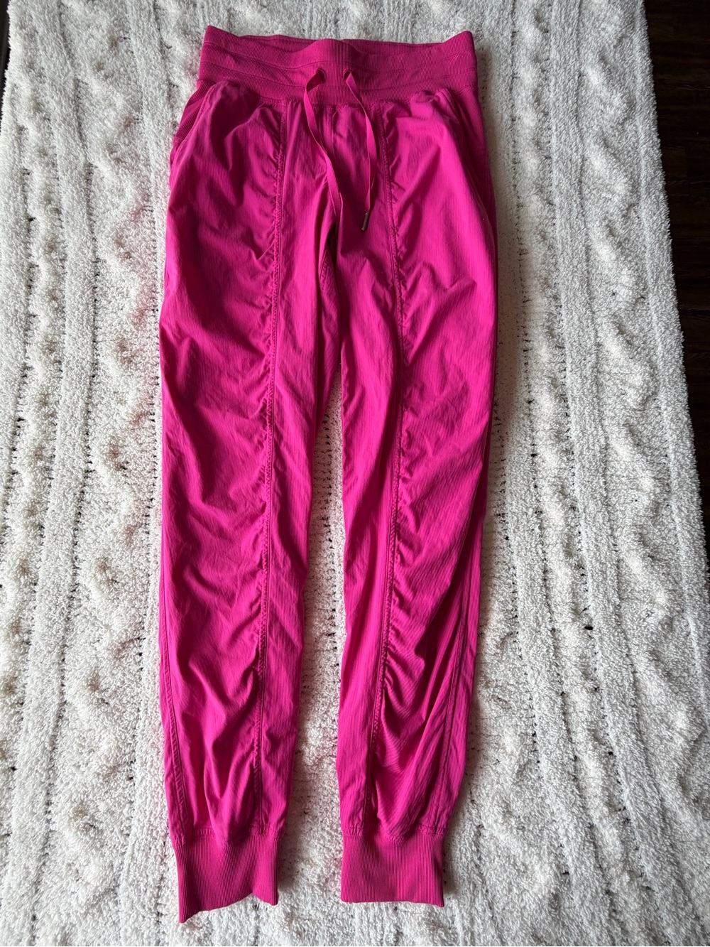 Lululemon dance studio pants pink joggers size 4 track pants - Picture 4 of 6